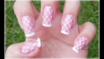 Descubra as tendências mais quentes para unhas decoradas