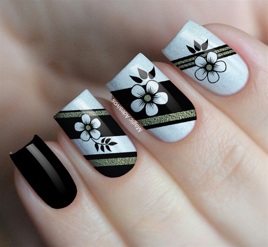 Unhas Pretas Decoradas