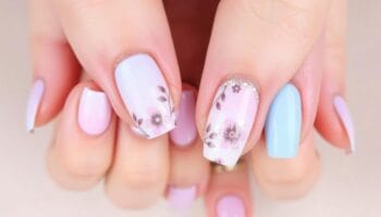 Unhas Decoradas em Cores Claras: Inspirações Delicadas