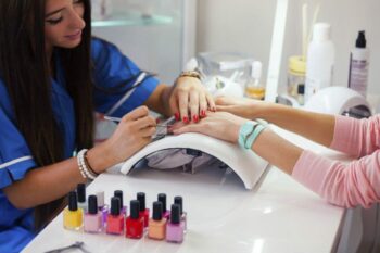 Find the Best Nails Salons Open Near Me: Your Guide to Beauty on the Go