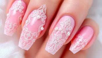 Unhas rosa bebê delicadas: inspire-se com modelos