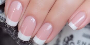 Unhas de Gel com Francesinha: Sofisticação que Dura Mais