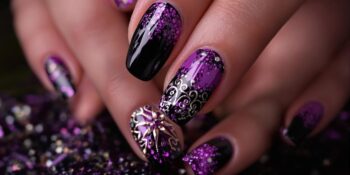 Unhas Decoradas Jabuticaba: Elegância em Tons Profundos