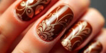 Unhas Decoradas Marrom: Elegância e Estilo para Suas Mãos