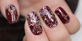 Unhas Decoradas Vinho Intenso: Sofisticação e Estilo Poderoso