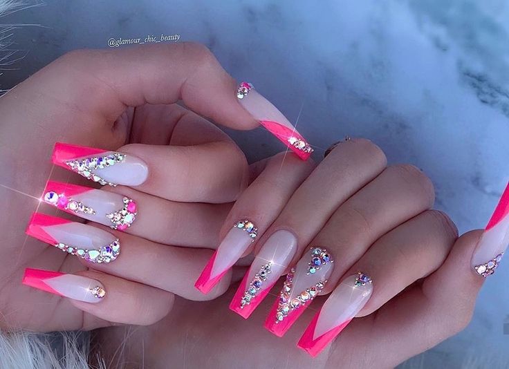 Unhas Rosa Bebe