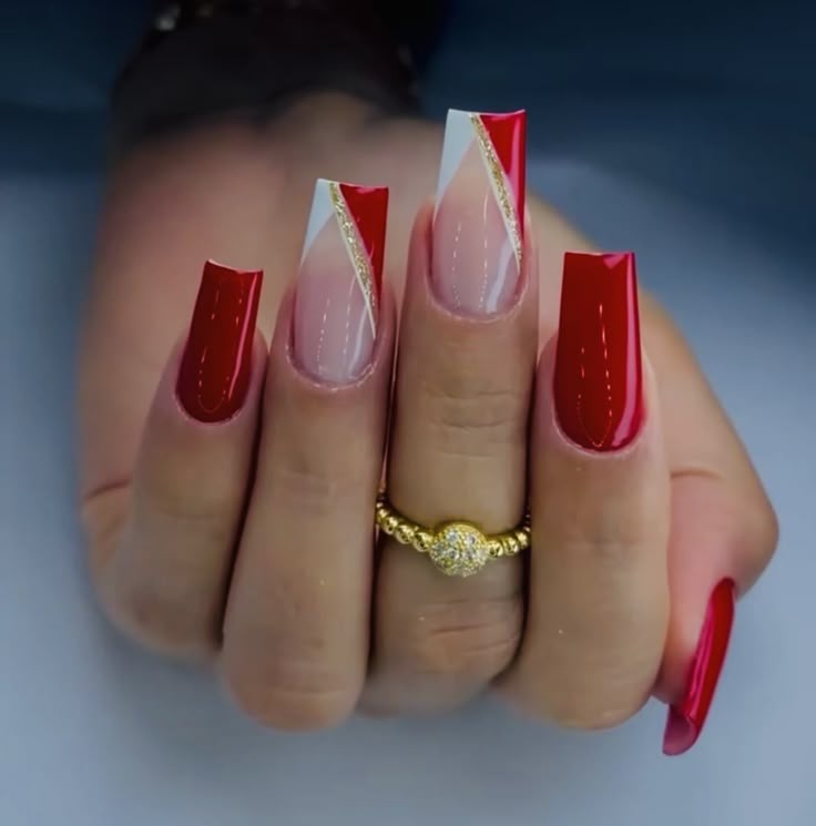 Unhas Vermelhas Decoradas