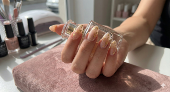 Unhas de Acrílico Decoradas: Descubra Tendências Incríveis